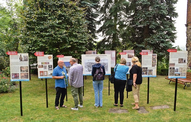 Wystawa w ogrodzie muzeum dostępna będzie do końca października