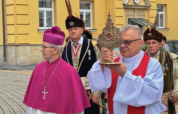 Peregrynacja relikwii bł. Rodziny Ulmów w diecezji rzeszowskiej rozpoczęła się w Gorlicach