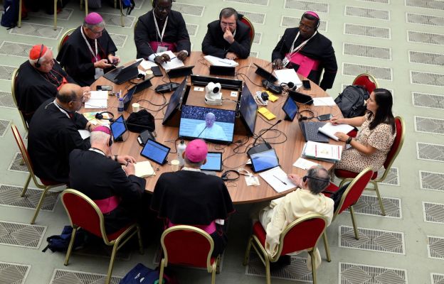 Debata na Synodzie Biskupów