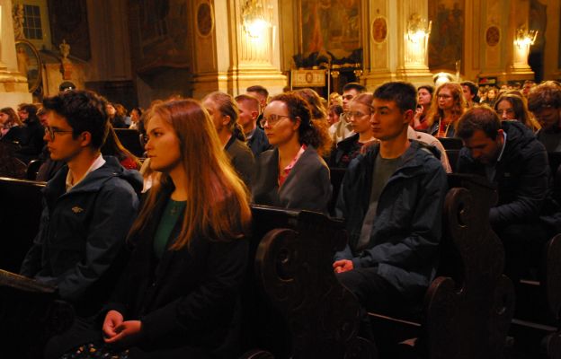 W inauguracji wzięli udział studenci z kilkunastu duszpasterstw akademickich Wrocławia.