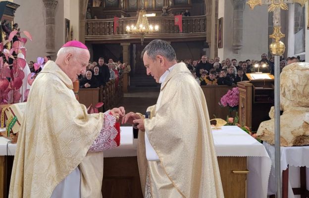 Bolków. Rubinowy Jubileusz ks. kan. Wiesława Pisarskiego