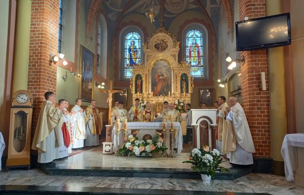 Niedziela, tygodnik katolicki, Moje Pismo Tęcza, kościół katolicki, dokumenty papieskie, encykliki, poczet papieży, Jan Paweł II Modlitwa za pracowników Służby Zdrowia