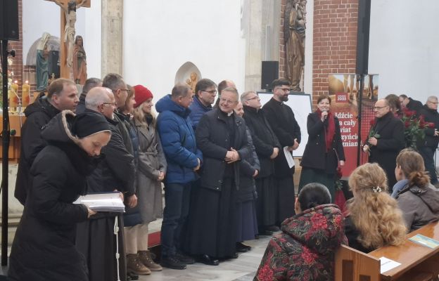 Komisja synodalnea zajmująca się sprawami parafii 