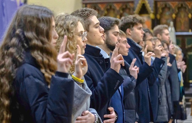 Rozmawiajmy z młodzieżą, bo jej zależy na Kościele