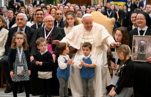 Papież z uczestnikami pielgrzymki dziękczynnej za włączenie Gwidona z Montpellier do grona błogosławionych