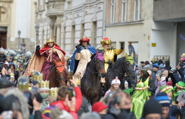 We Wrocławiu w rolę Trzech Króli wcielają się co roku strażnicy miejscy.