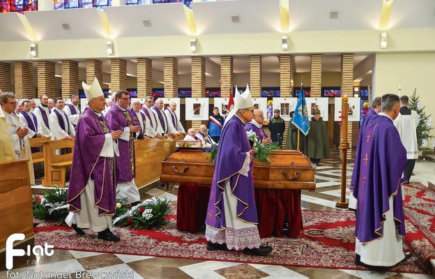 Uroczystości pogrzebowe ks. Władysława Golisa