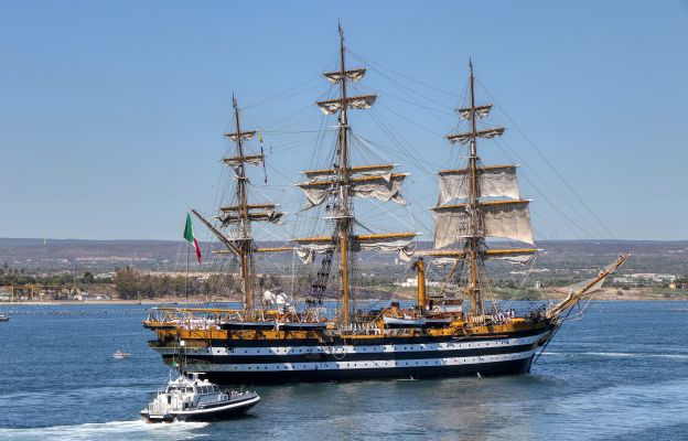 Włoski okręt „Amerigo Vespucci”