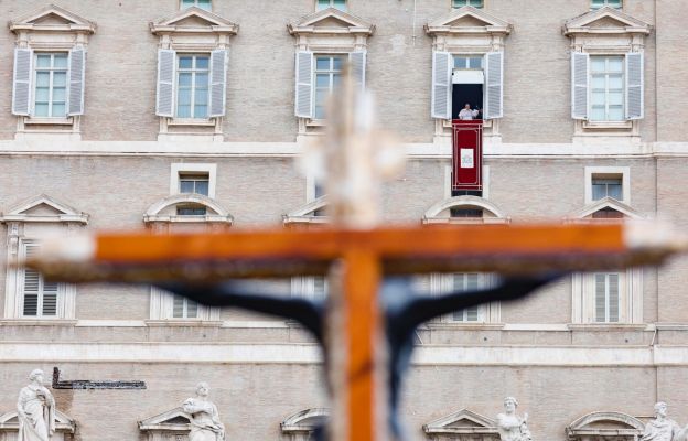 Watykan: w niedzielę papież udzieli posługi lektoratu 40 osobom, w tym jednej z Polski