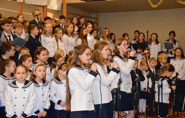 Kolędowanie w szkole Sióstr Prezentek trwało dwa dni