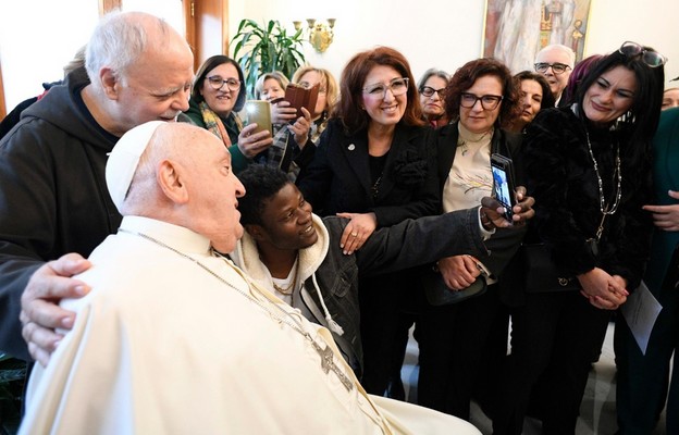 Już dzisiaj audiencje odbywały się w domu św. Marty.