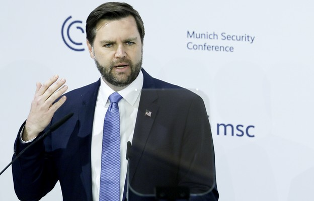 Wiceprezydent USA JD Vance przemawia podczas 61. Monachijskiej Konferencji Bezpieczeństwa