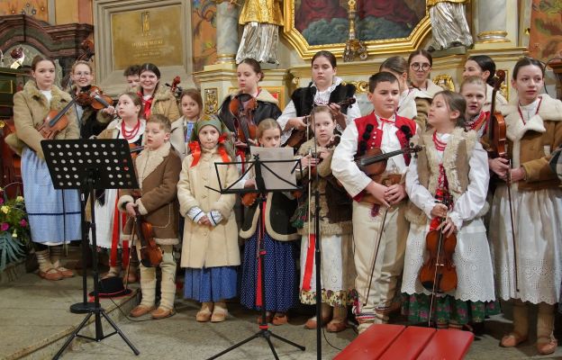 Setna Msza św. w oprawie góralskiej w Rychwałdzie. Posłuchaj tego wykonania!