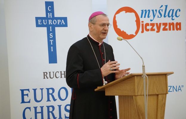 Przewodniczący KEP abp Tadeusz Wojda podczas IX Kongresu Europa Christi, 