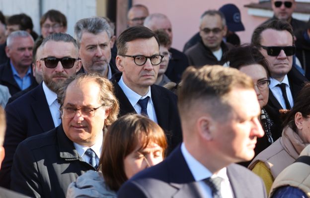 Mateusz Morawiecki na pogrzebie Barbary Skrzypek